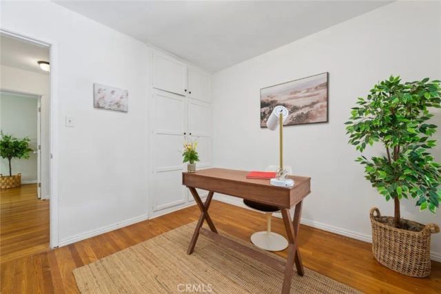 1843 Kenneth Way, Pasadena, CA 91103