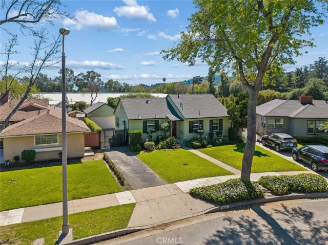 1843 Kenneth Way, Pasadena, CA 91103