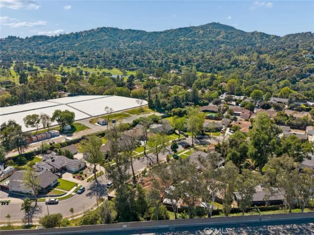 1843 Kenneth Way, Pasadena, CA 91103