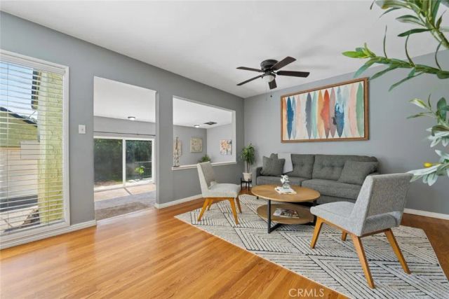 1843 Kenneth Way, Pasadena, CA 91103