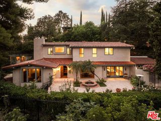 333 N San Rafael Avenue, Pasadena, CA 91105