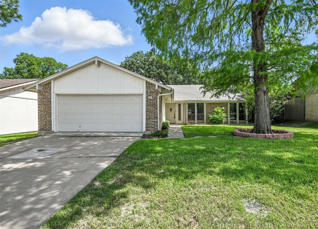 1106 Paluxy Court, Flower Mound, TX 75028
