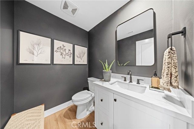 89 Kestrel, Irvine, CA 92618