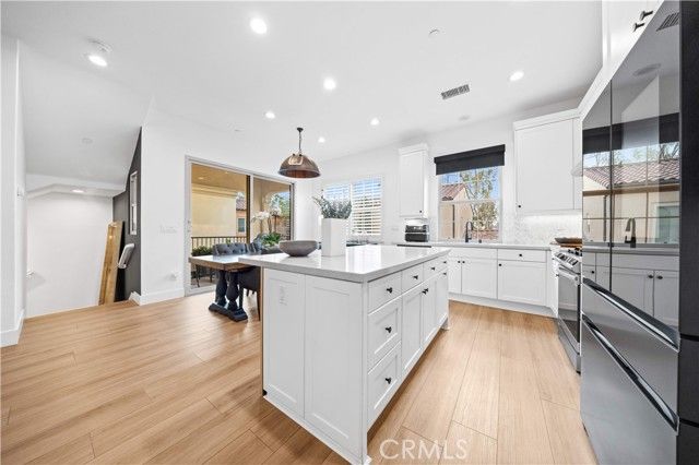 89 Kestrel, Irvine, CA 92618