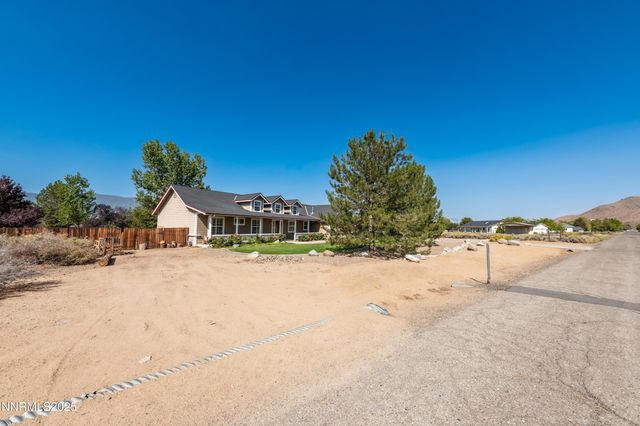2730 Kayne Avenue, Minden, NV 89423