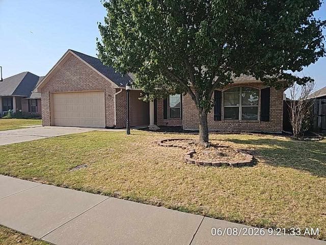 5019 NE Haddington Pl, Lawton, OK 73507