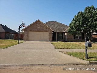5019 NE Haddington Pl, Lawton, OK 73507