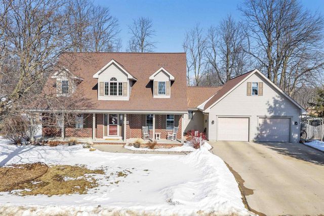 764 BROOKWOOD DRIVE, Seymour, WI 54165