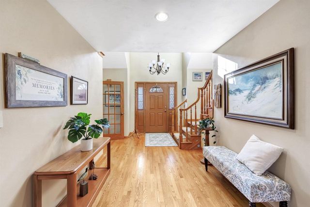 764 BROOKWOOD DRIVE, Seymour, WI 54165