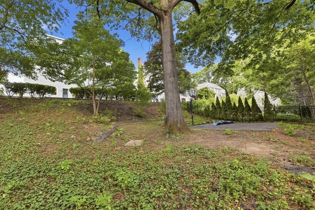 133 Fairmount St., Lowell, MA 01852