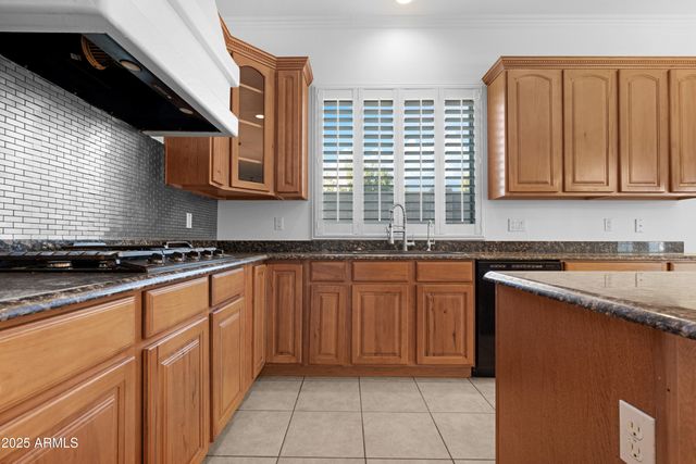 14376 W DESERT HILLS Drive, Surprise, AZ 85379