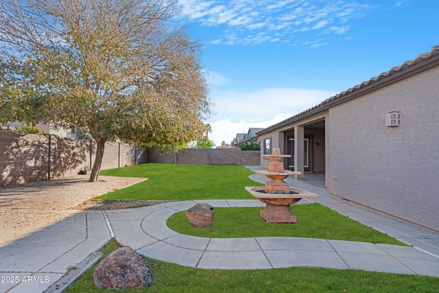 14376 W DESERT HILLS Drive, Surprise, AZ 85379