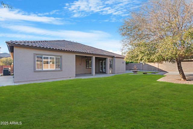 14376 W DESERT HILLS Drive, Surprise, AZ 85379