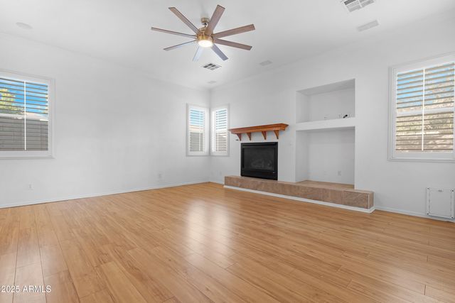 14376 W DESERT HILLS Drive, Surprise, AZ 85379