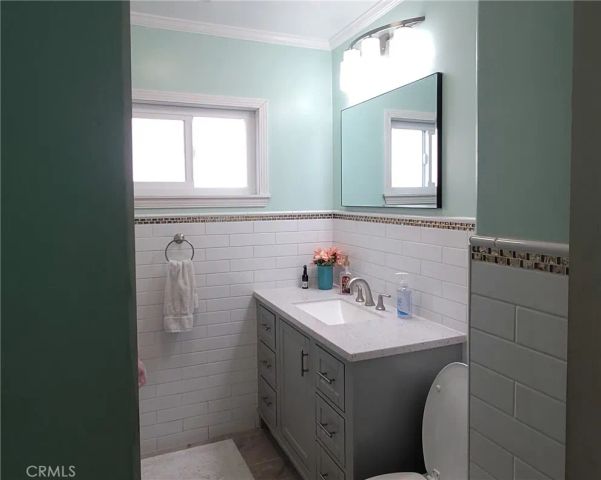 8600 Mason Avenue, Winnetka, CA 91306