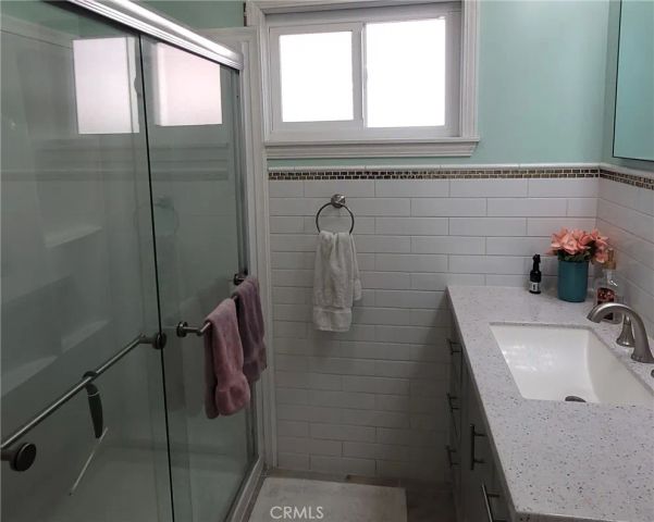 8600 Mason Avenue, Winnetka, CA 91306