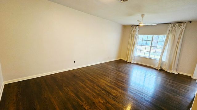 900 Nolan Trce, Leesville, LA 71446