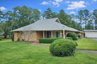 900 Nolan Trce, Leesville, LA 71446