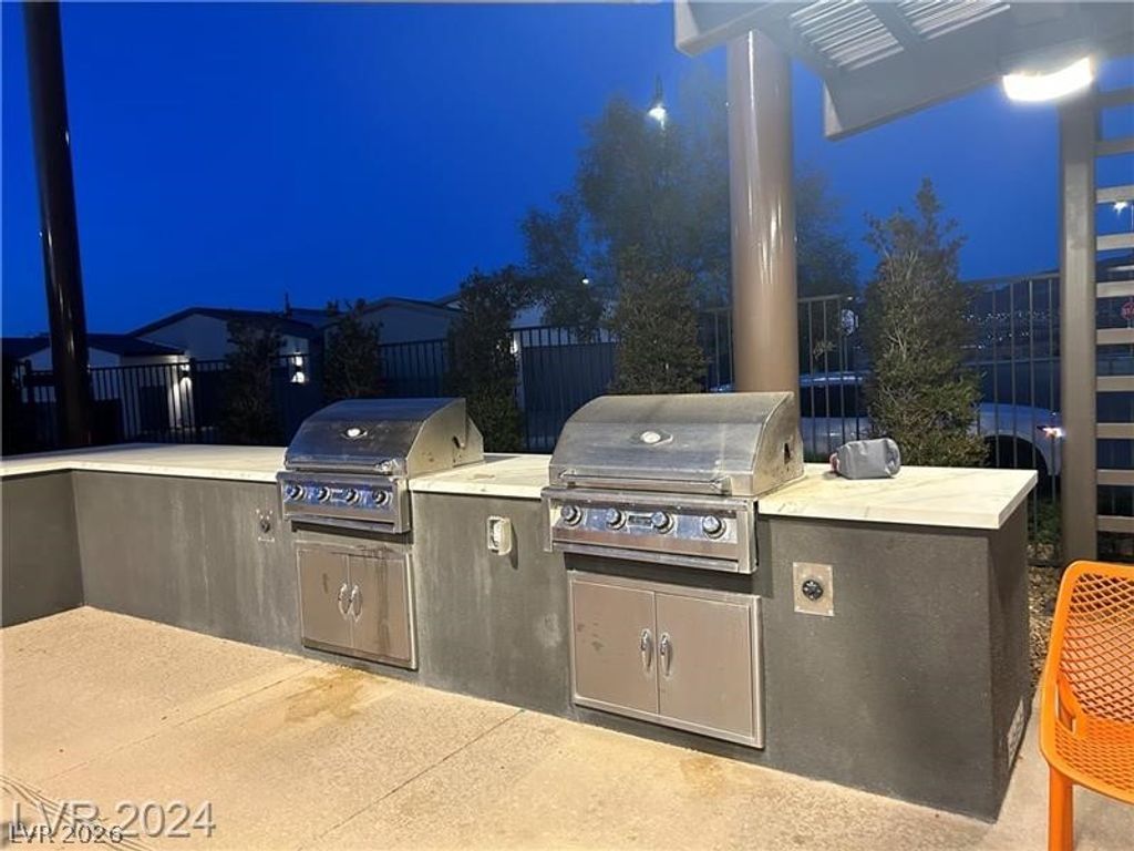 Image 20 of property listing at 3197 Bertonico Avenue, Henderson, NV 89044