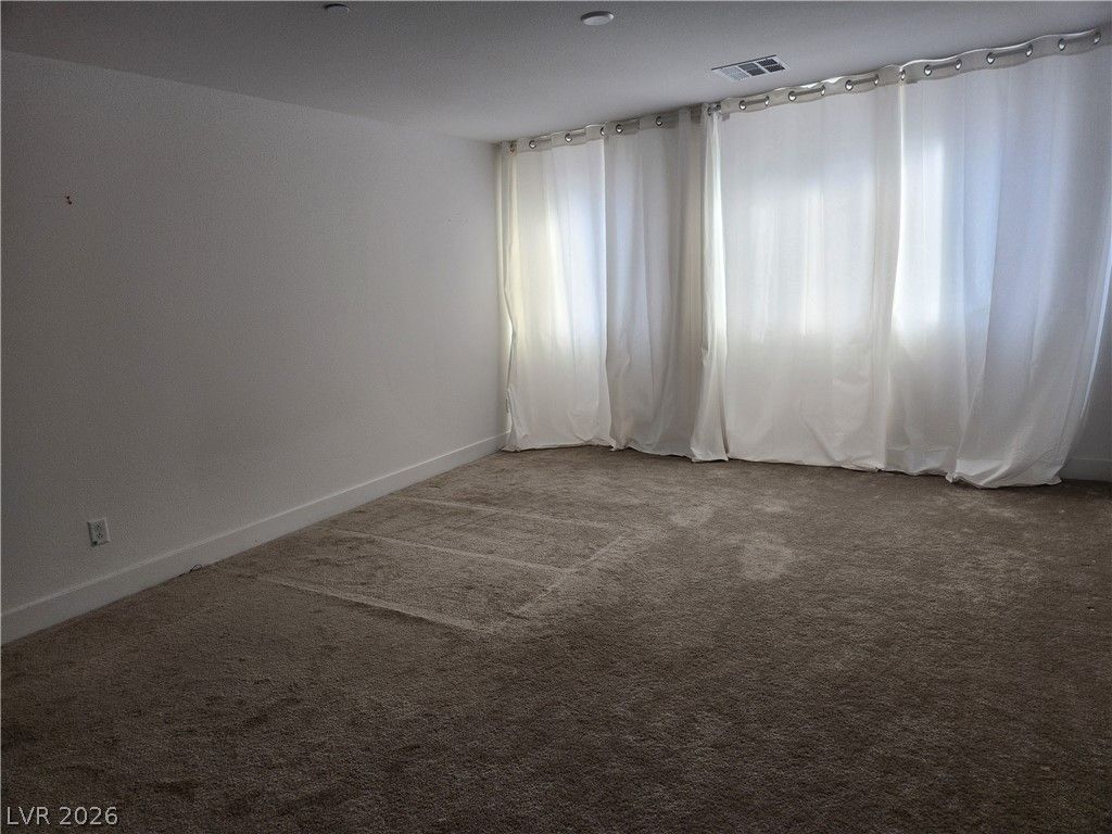 Image 7 of property listing at 3197 Bertonico Avenue, Henderson, NV 89044