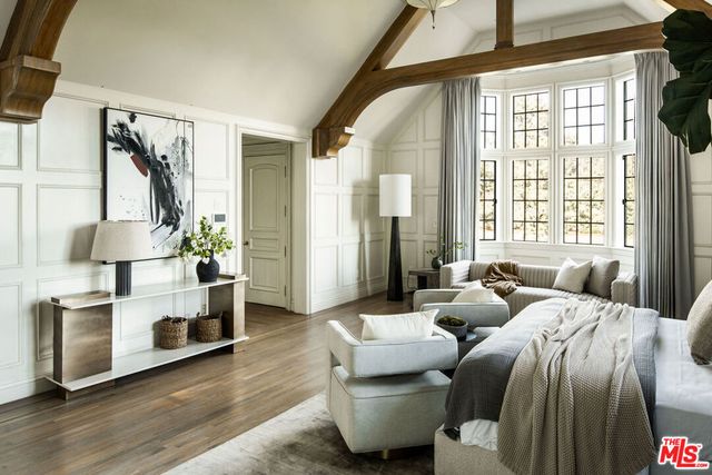 10950 Bellagio Road, Los Angeles, CA 90077