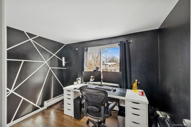 35 Saint Johns Place, West Babylon, NY 11704