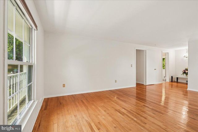 11119 LAMPLIGHTER LN, Potomac, MD 20854