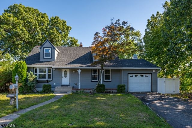 43 Graydon Ter, Clifton City, NJ 07013