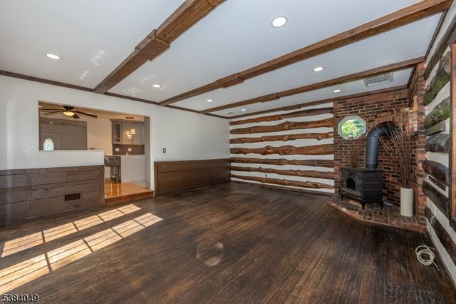 43 Graydon Ter, Clifton City, NJ 07013