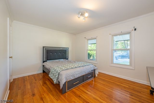 43 Graydon Ter, Clifton City, NJ 07013