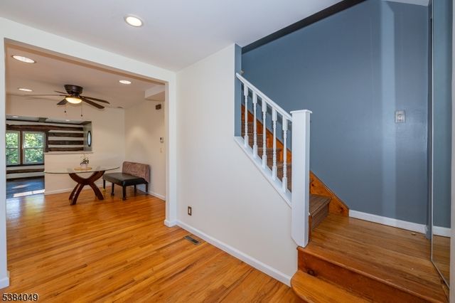 43 Graydon Ter, Clifton City, NJ 07013