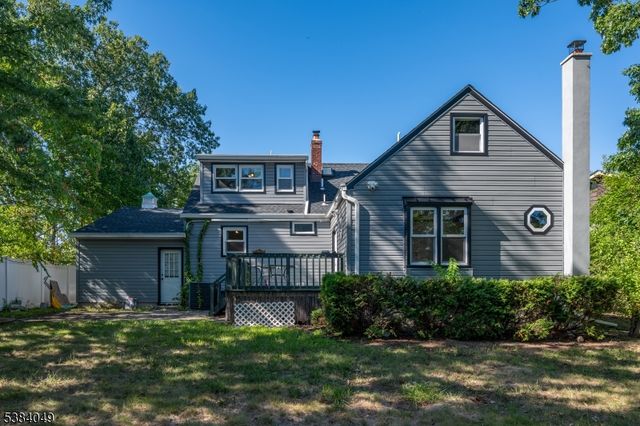 43 Graydon Ter, Clifton City, NJ 07013