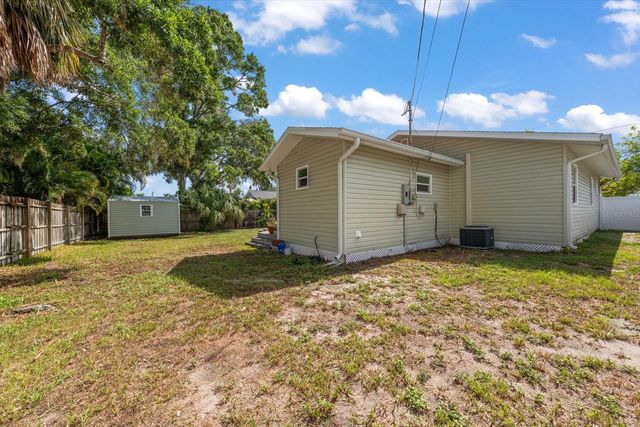 401 DEMPSEY ROAD, Palm Harbor, FL 34683