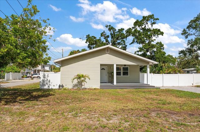 401 DEMPSEY ROAD, Palm Harbor, FL 34683