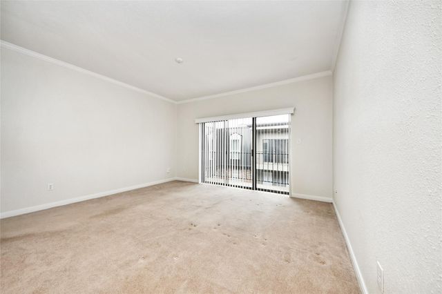 2400 N Braeswood Boulevard 324, Houston, TX 77030