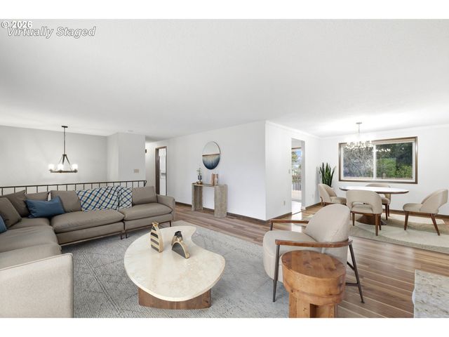 16420 CHESSINGTON Ct, Gladstone, OR 97027