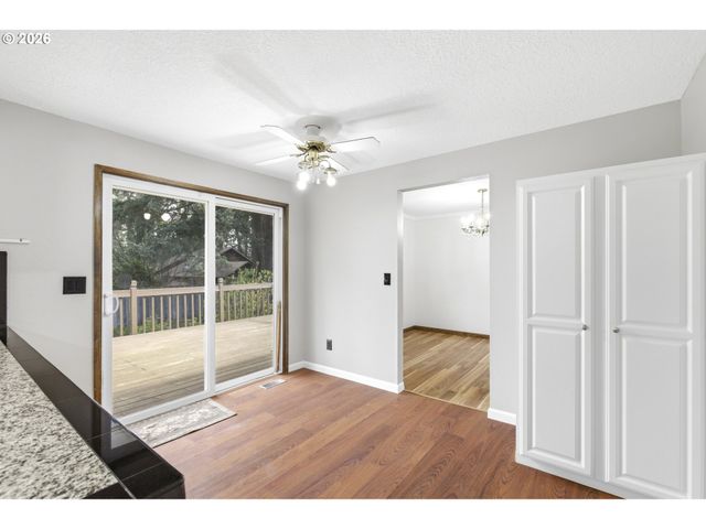 16420 CHESSINGTON Ct, Gladstone, OR 97027