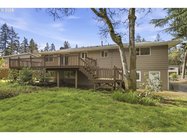 16420 CHESSINGTON Ct, Gladstone, OR 97027