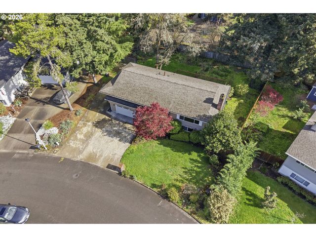 16420 CHESSINGTON Ct, Gladstone, OR 97027