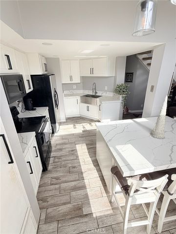 5722 E Stillwater, Orange, CA 92869