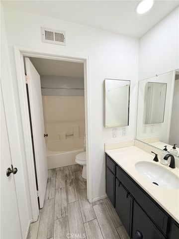 5722 E Stillwater, Orange, CA 92869