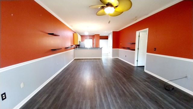 5852 Longwood Dr Unit 203, Murrells Inlet, SC 29576