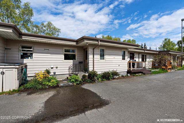 1015 Beech Lane, #5, Anchorage, AK 99501