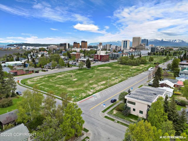 1015 Beech Lane, #5, Anchorage, AK 99501
