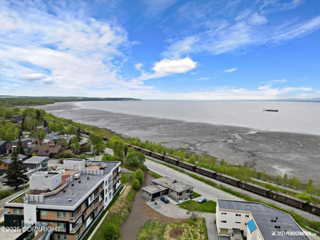 1015 Beech Lane, #5, Anchorage, AK 99501