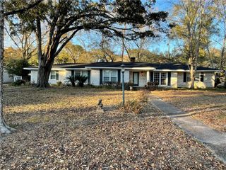 3806 Claridge N Road, Mobile, AL 36608
