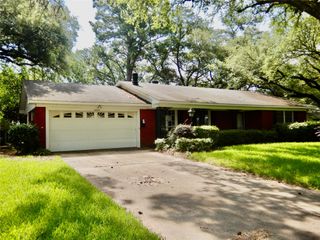 2049 River Road, Shreveport, LA 71105