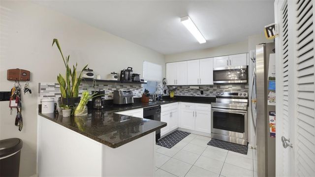 1460 E LOMBARDY DRIVE, Deltona, FL 32725