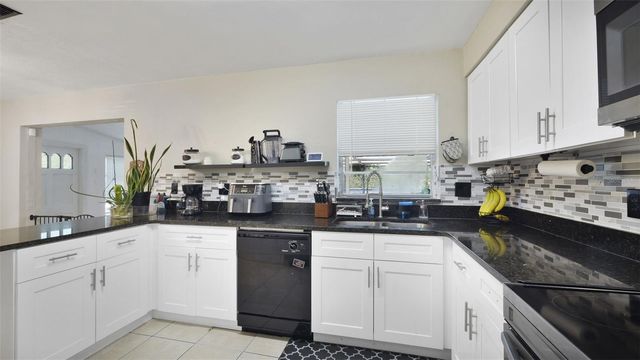1460 E LOMBARDY DRIVE, Deltona, FL 32725