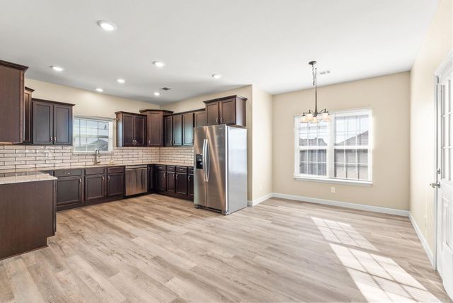 14 Clover Ridge Drive, Vilonia, AR 72173